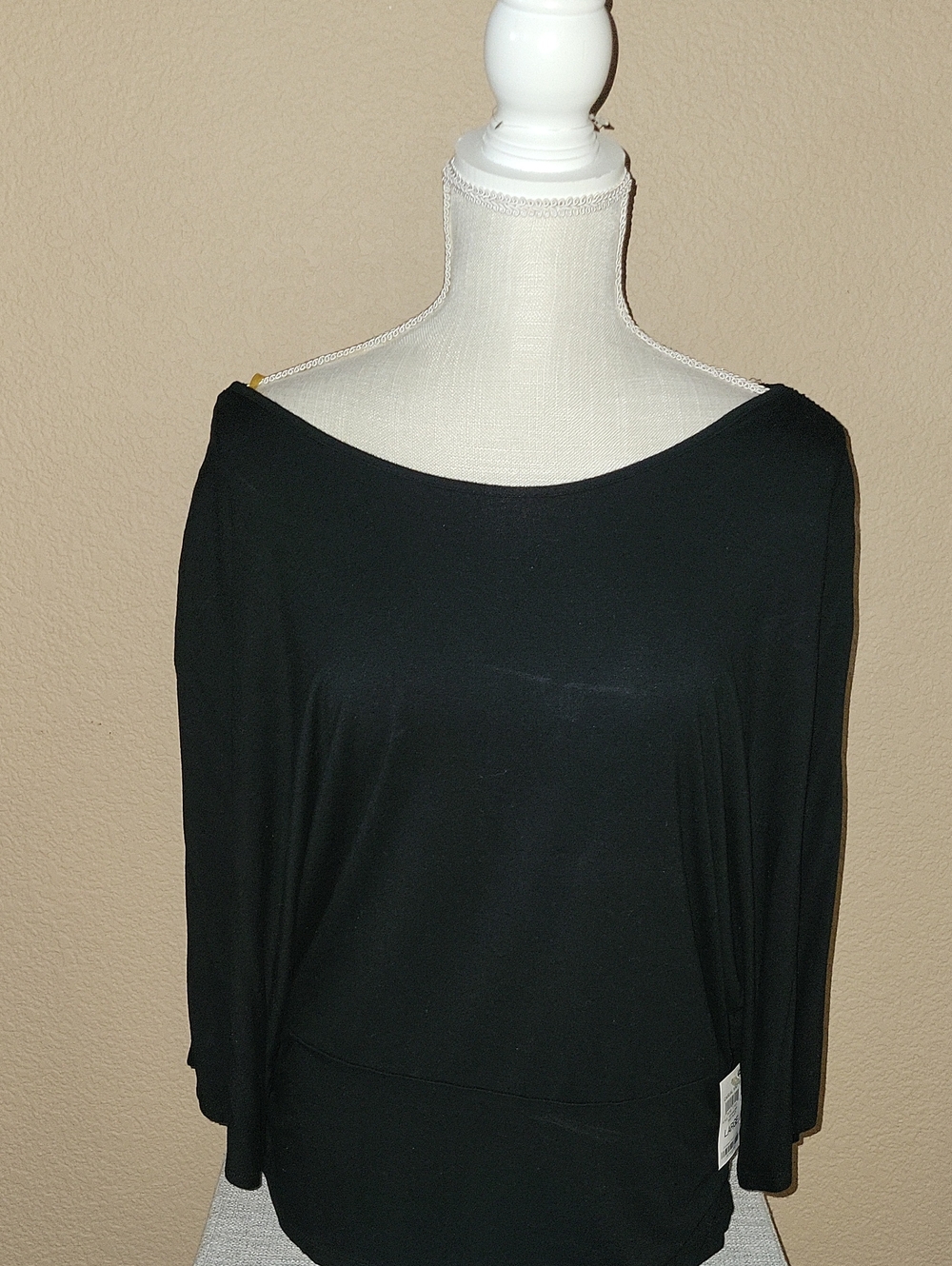 INC SZ L BLACK BLOUSE NEW KIMONO SLEEVE WITH ROUCHING AND TIE WITH  GOLD HARDWAE
